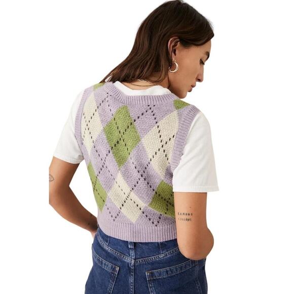 Urban Outfitters Argyle Cropped Vest Sz M - Picture 2 of 9
